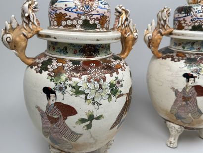 JAPAN, SATSUMA.
Pair of lidded pots in polychrome...