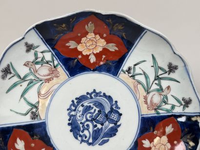 CHINE, XXe.
Deux assiettes en porcelaine...