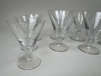 SAINT LOUIS.
Partie de service de verres...