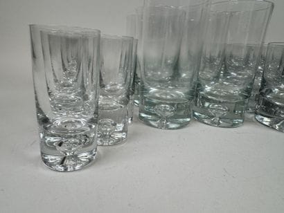 Glassware set consisting of:
- 6 orangeade...