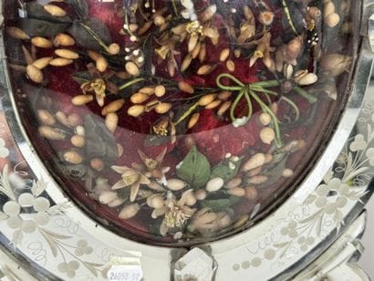 Bridal wreath made of domed glass, with a...