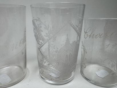 A collection of 7 glass and crystal tumblers...