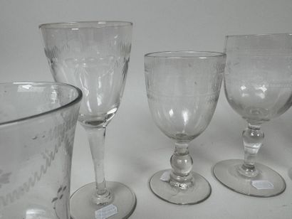 A collection of 15 stemmed glasses or tumblers...