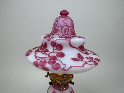 Pied de lampe en verre multicouches dégagé...