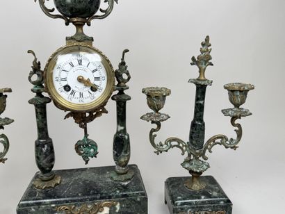 Garniture de cheminée en régule patiné et...