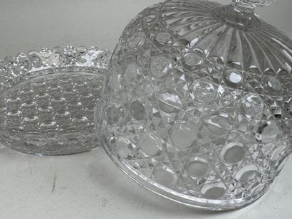 BACCARAT, in the taste of.
Cut crystal bell...