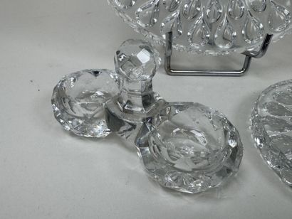 BACCARAT.
Waterdrop pattern.
Circular crystal...