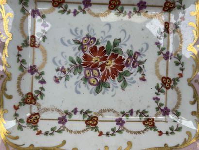 Set includes:
- French porcelain, Paris -...