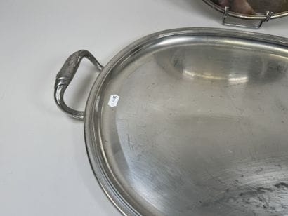 RAVINET D'ENFERT.
Large circular serving...