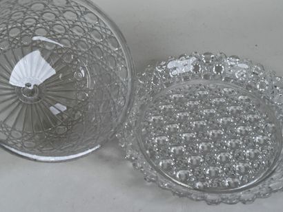 BACCARAT, in the taste of.
Cut crystal bell...