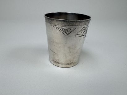 Timbale en argent 950/1000, poinçon Minerve,...