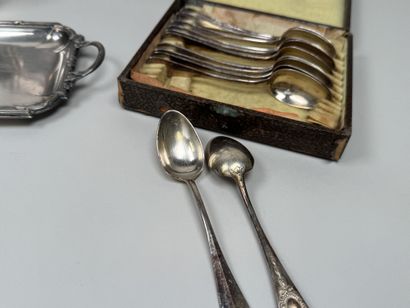 Silver plated set including:
- GALLIA, manufactured...
