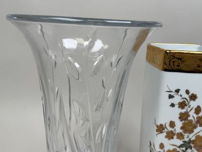 Set of two cut crystal vases, an ice bucket,...