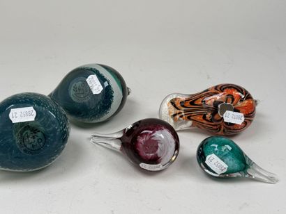 MURANO, XXe.
Oiseaux.
Cinq sujets en verre...