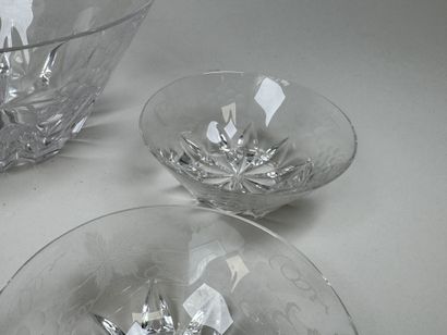 A glass fruit or cream serving set decorated...