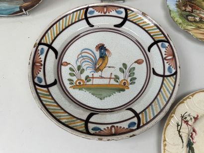 Lot consisting of:
- HAVILAND, Limoges.
Two...