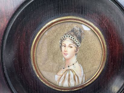 School, 20th century.
Portraits.
Four miniatures...