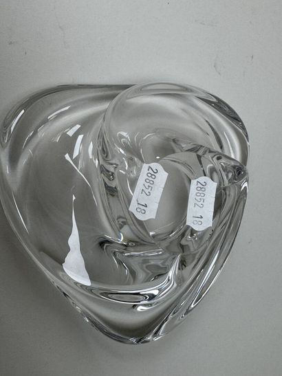 SAINT LOUIS.
Petit vide-poche en cristal...