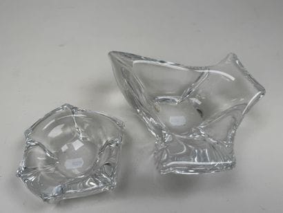 DAUM France.
Deux petits vide-poches en cristal...