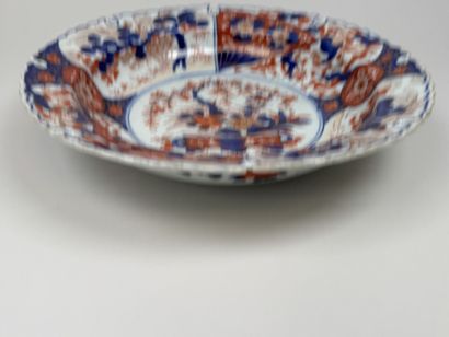 JAPAN, IMARI, early 20th century.
Large,...