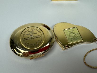 Christian DIOR.
Poudrier et duo rouges à...