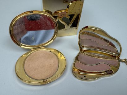 Christian DIOR.
Poudrier et duo rouges à...