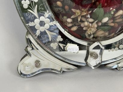 Bridal wreath made of domed glass, with a...