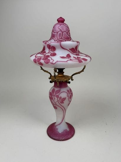 Pied de lampe en verre multicouches dégagé...
