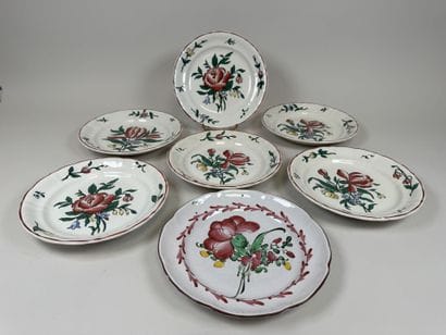 SARREGUEMINES.
Set of 6 polychrome earthenware...