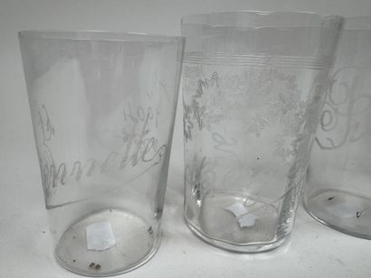 A collection of 7 glass and crystal tumblers...