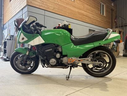 KAWASAKI GPZ 900 R Ninja
July 30, 1984

Model:...