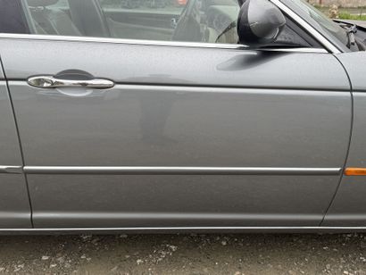 JAGUAR XJ6
June 4, 2003

Type: N*3A501
Serial...
