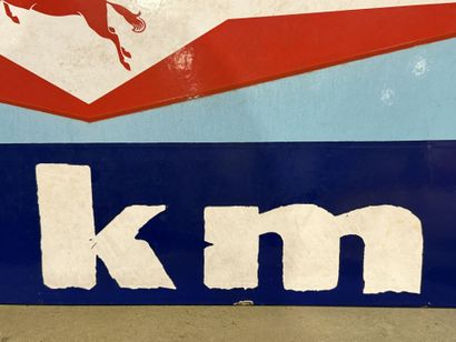 MOBIL.
Large rectangular advertising sign...