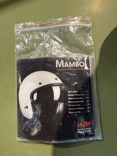 LAZER.
MAMBO helmet, size L (59-60).
Barely...