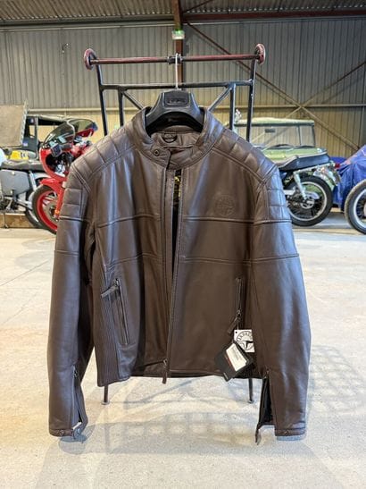 JAPAUTO.
Brown leather motorcycle jacket,...