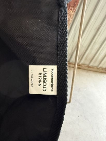 TUCANO URBANO.
Knee pad for scooters, with...