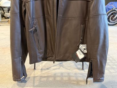 JAPAUTO.
Brown leather motorcycle jacket,...
