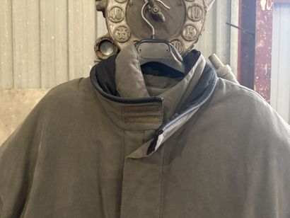 MOTOMOD.
Long motorcycle or scooter jacket.
Size...