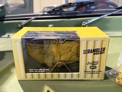 BELL - DUCATI Scrambler.
CUSTOM 500 helmet....