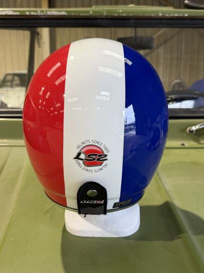 LS2.
Tricolor helmet.
Size XXL.