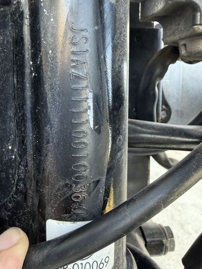 SUZUKI TU-X 125
June 30, 1999

Type: JS1AZ111100
Serial...