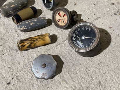 Small collection of automotive memorabilia...