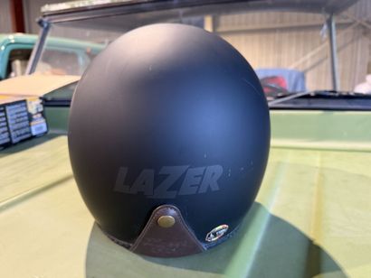 LAZER.
MAMBO helmet, size L (59-60).
Barely...