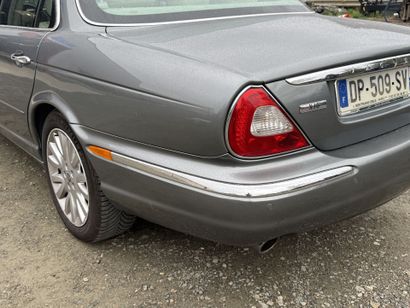 JAGUAR XJ6
June 4, 2003

Type: N*3A501
Serial...