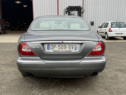 JAGUAR XJ6
June 4, 2003

Type: N*3A501
Serial...
