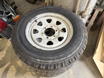 NISSAN. Topy 7.
Set of 4 wheels with 6 mounting...