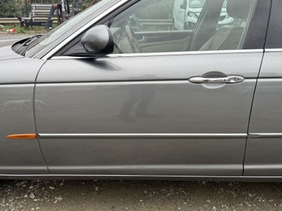 JAGUAR XJ6
June 4, 2003

Type: N*3A501
Serial...