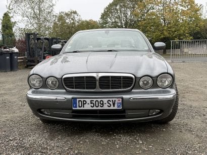 JAGUAR XJ6
June 4, 2003

Type: N*3A501
Serial...