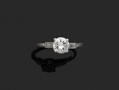 BOUCHERON.
Solitaire ring in 18K white gold...