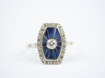18K white gold (750‰) and platinum ring,...
